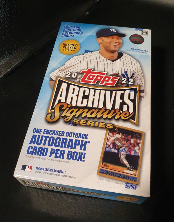 Topps Archives Signature Series Retired Player Edition MLB 2022 Hobby Box